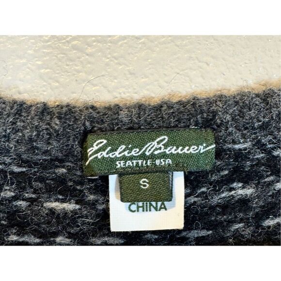 Eddie Bauer Wool Button Down Embroidered Cardigan Sweater in Gray - Picture 4 of 9